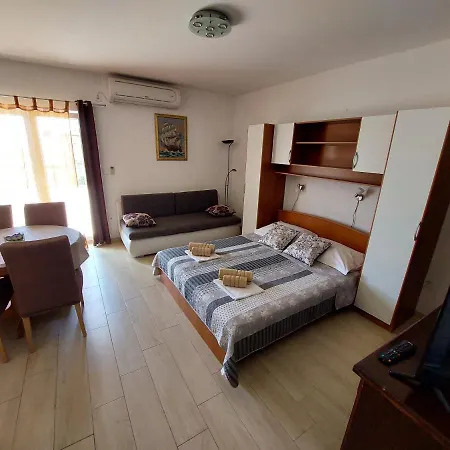 Apartments Matic Baska Voda Exterior photo